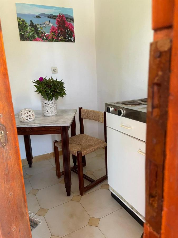 Studio Savvas Διαμέρισμα Μελίκια Εξωτερικό φωτογραφία